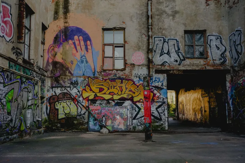 Walls That Were Written Off: Ten American Cities That Turned Urban Ruins Into Living Art